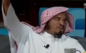 فيديو طريف للداعية الجبيلان يستخدم الصفارة في برنامج على الهواء.. تعرّف على السبب