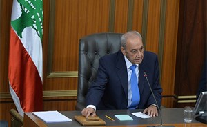 بالفيديو.. رئيس مجلس النواب اللبناني نبيه بري يستهل جلسة اليوم بالوقوف تحية لموقف الرئيس مرزوق الغانم في البرلمان الدولي