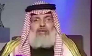 بالفيديو .. راق يحدّث شخصاً عبر الهاتف ويدّعي أنه جني يهودي.. وداعية يرد عليه