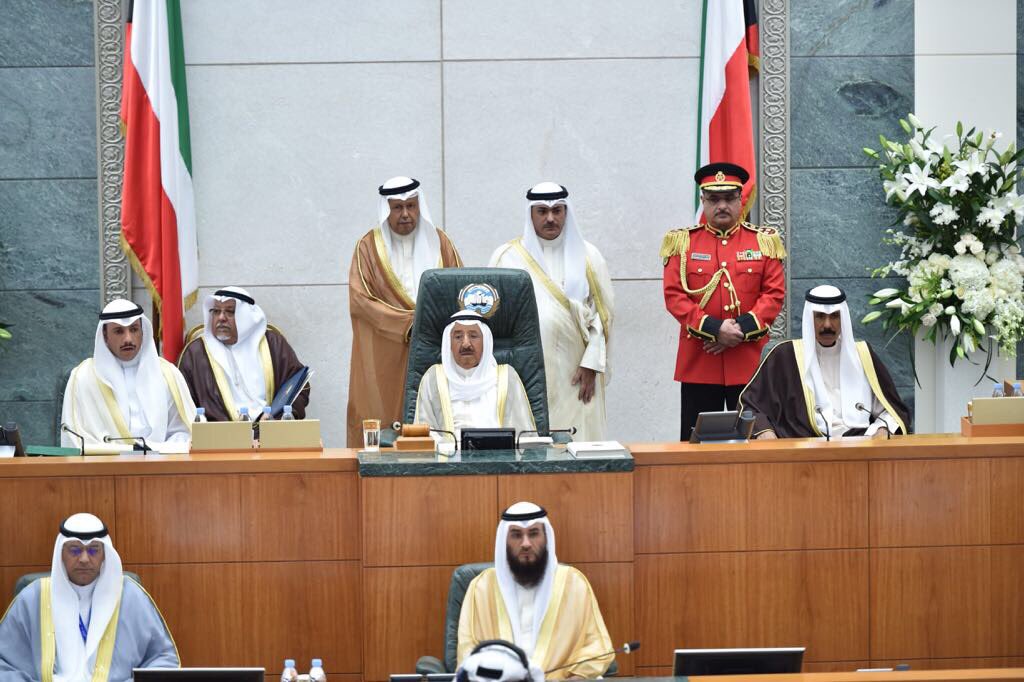 #عاجل سمو الأمير: الأزمة الخليجية تحمل في جنباتها احتمالات التطور.. وعلينا أن نكون على وعي كامل بمخاطر التصعيد
