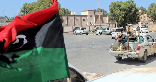 اشتباكات بين الجيش الليبي ومجموعة مسلحة في المدخل الغربي لـ #درنة