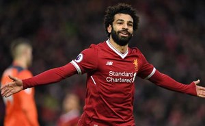 بالفيديو.. حساب نادي ليفربول الرسمي يغرد باللهجة المصرية احتفالاً بمحمد صلاح