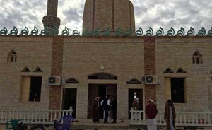 بالصور.. حقيقة تنبؤ فتاة مصرية بـ مذبحة مسجد الروضة وتحذيرها: الدور على السد العالي