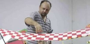 8159d69d-e865-424e-b1f5-e3db86e17591
