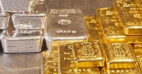 الذهب يرتفع والبلاديوم يتراجع من أعلى مستوى في 16 عاما