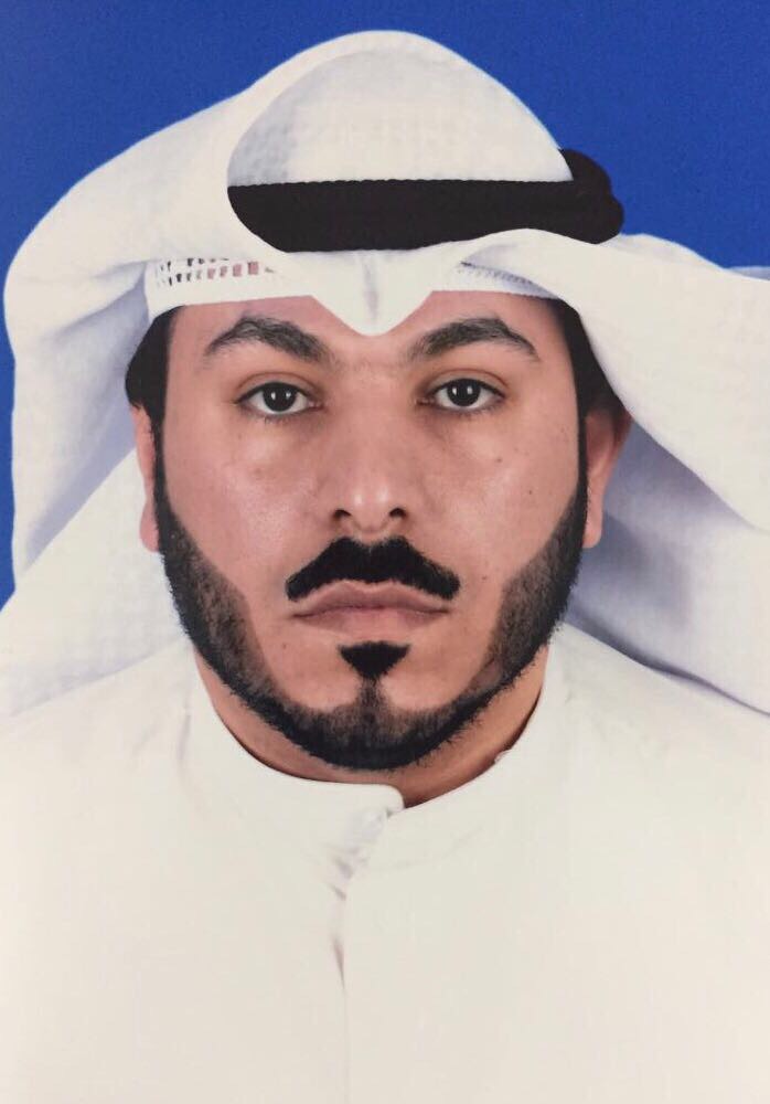 عبدالكريم المجهول يكتب : الوردة والساقي
