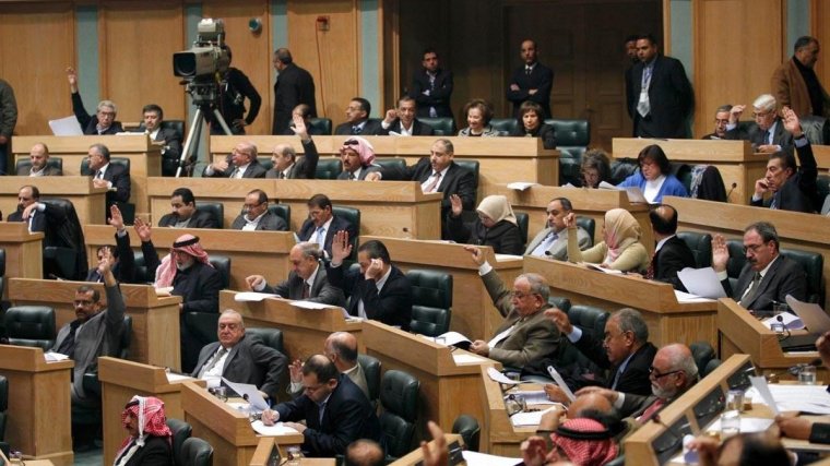 البرلمان الأردني يقرر مراجعة الاتفاقيات الموقعة مع إسرائيل