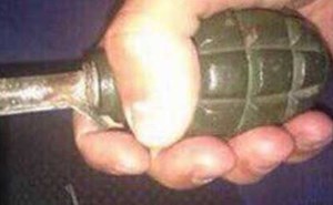الصورة كتبت نهايته.. مصرع روسي التقط صورة لنفسه مع قنبلة يدوية