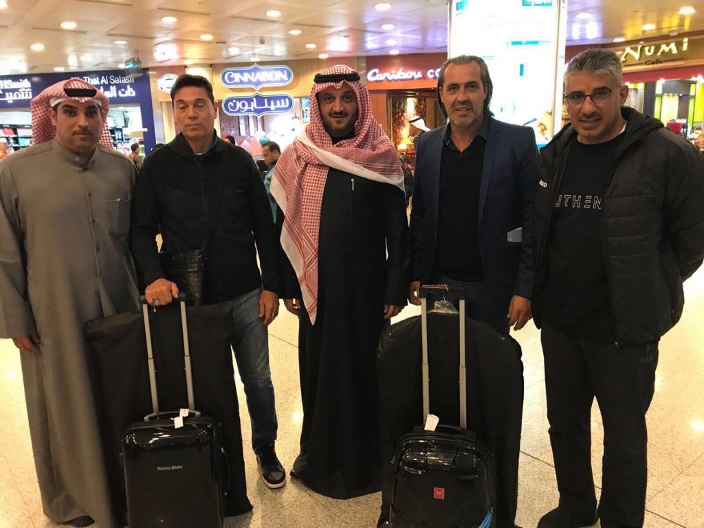 المدرب الارجنتيني باتيستا وصل الكويت
