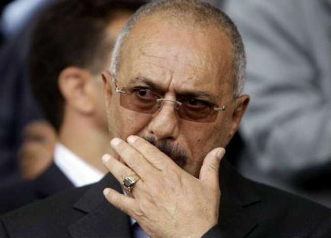 #عاجل بالفيديو …الحوثيين يقتلون #علي_عبدالله_صالح بعد تفجير منزله (ممنوع على أصحاب القلوب الضعيفة)