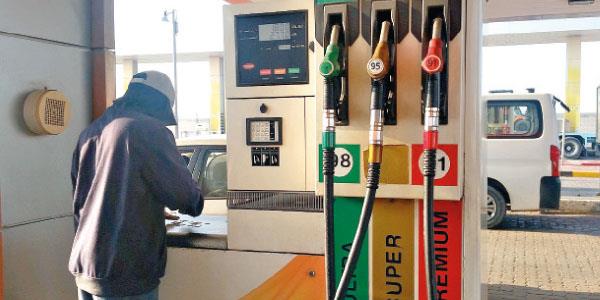 الفيلكاوي: لا شروط ومواصفات لترخيص محطات الوقود