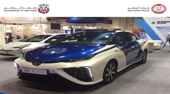 شرطة أبو ظبي تستعين بـ”دورية” تنتج مياه الشرب أثناء استخدامها