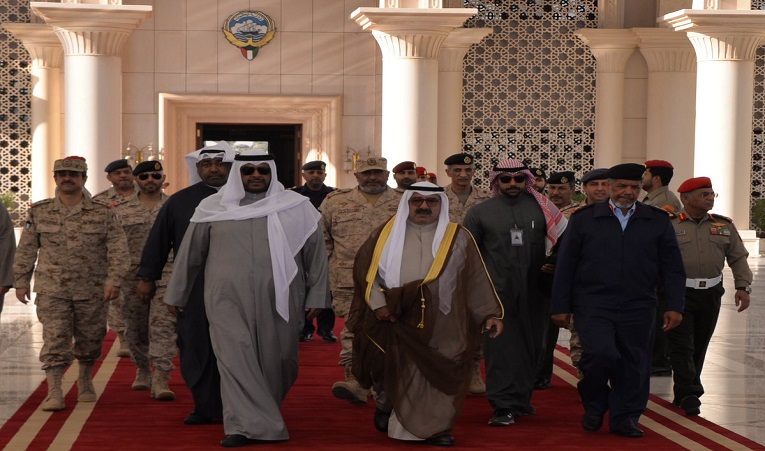 الشيخ ناصر صباح الأحمد يزور القوات الكويتية المشاركة في #إعادة_الأمل