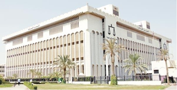 الجنايات تقضي بحبس أربعة مواطنين بتهمة الانتماء إلى داعش الفلبين