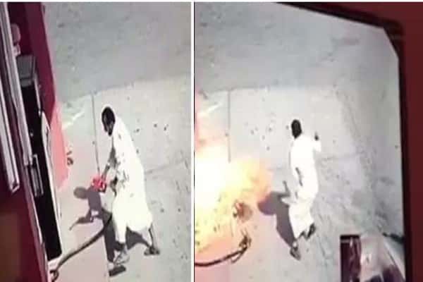 شاهد: فيديو صادم لشخص يشعل الحريق في محطة وقود متعمداً !