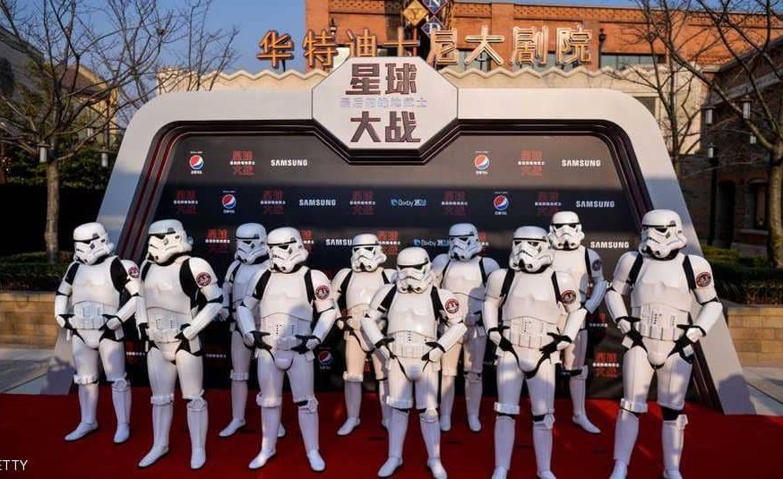 فيلم “ستار وورز” الجديد يتخطى المليار دولار