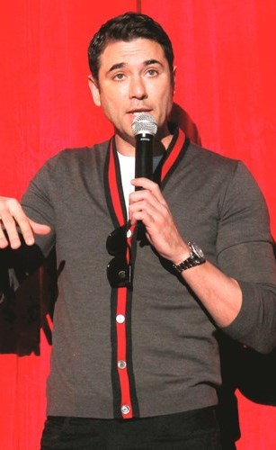 بلاغ للنائب العام المصري ضد فيلم أحمد عز