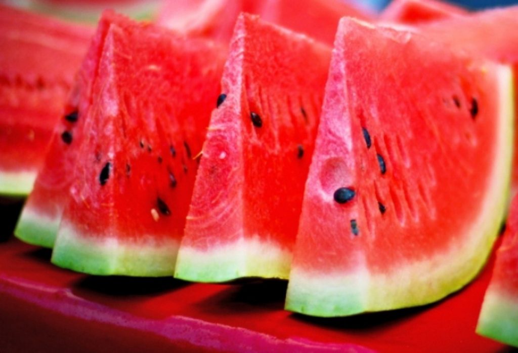 لب البطيخ كنز.. تعرف على أسراره