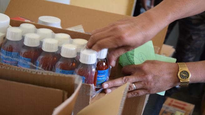 الصيدليات تدخل على طريق “التكويت”