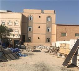 «بلدية مبارك الكبير»: إزالة دور رابع من عقار مخالف.. بعد اتخاذ الإجراءات القانونية