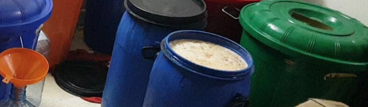 ضبط مصنع خمور في حولي