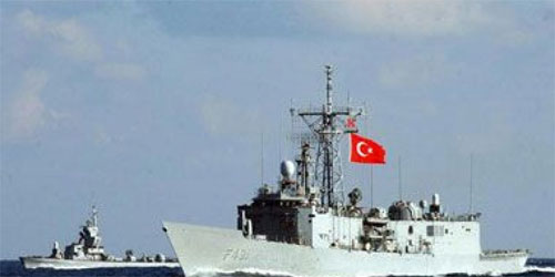 انفجار سفينة شحن بالقرب من ميناء تركي