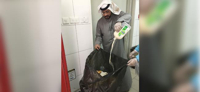 إتلاف دجاج مطبوخ ومعجنات فاسدة في القصور