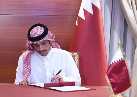 دولة جديدة تتراجع عن مقاطعة قطر وتعيد سفيرها إلى الدوحة