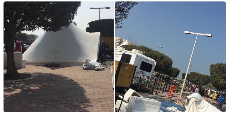 بالصور | البلدية تزيل تجهيزات “الإعلام” للإحتفالات الوطنية !!