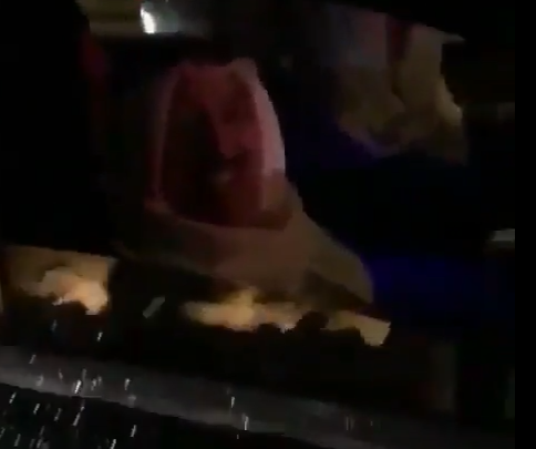 فيديو متداول| سمو أمير البلاد الشيخ صباح الأحمد يشارك المواطنين فرحتهم بالاعياد الوطنية