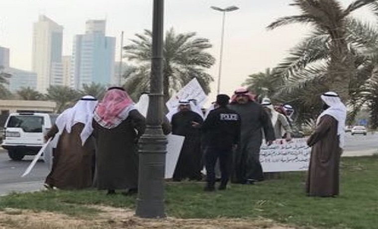 الامن يفض وقفة احتجاجية أمام مبنى #مجلس_الأمة