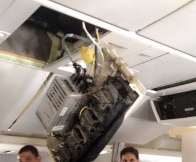 صورة : تعطل التكييف في إحدى طائرات الكويتية