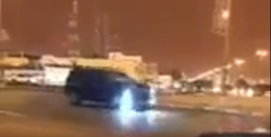 فيديو | الإستهتار مستمرا في منطقة أم الهيمان .. رغم تقلبات الجو !