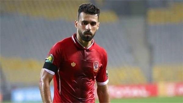 عبدالله السعيد يتلقى عرضًا كويتيًا للرحيل عن الأهلي المصري