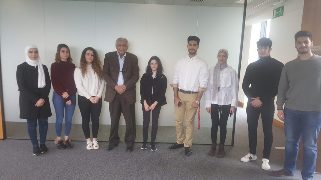 الدويسان يؤكد تسخير جميع الإمكانيات لخدمة الطلبة المبتعثين