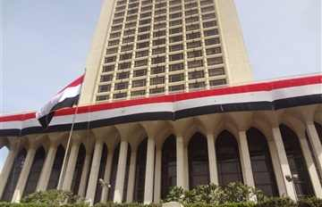 وزير الخارجية المصري يؤكد خلال لقائه وفدا أمريكيا ضرورة تنفيذ قطر للمطالب الـ 13