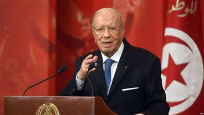 الرئيس التونسي: لن أبادر بتغيير الدستور رغم قصوره