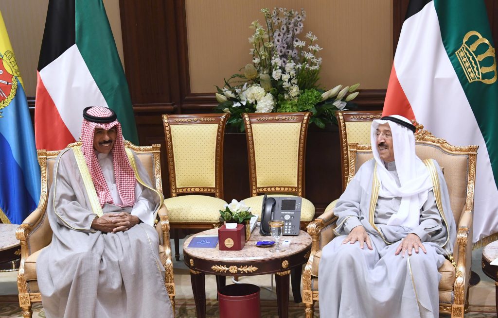 سمو الأمير يستقبل سمو ولي العهد