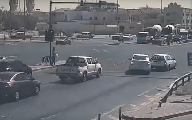 فيديو | كاميرات الشوارع في #البحرين ترصد الحوادث