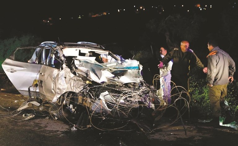 ليبرمان يطالب بإعدام منفذ عملية الدهس في جنين والاحتلال يعتقل أقاربه ويهدم منزله