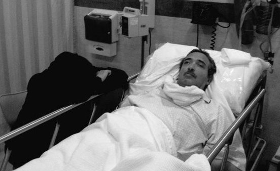 شاهد.. كيف رافقت هذه السعودية زوجها المعاق 25 سنة؟