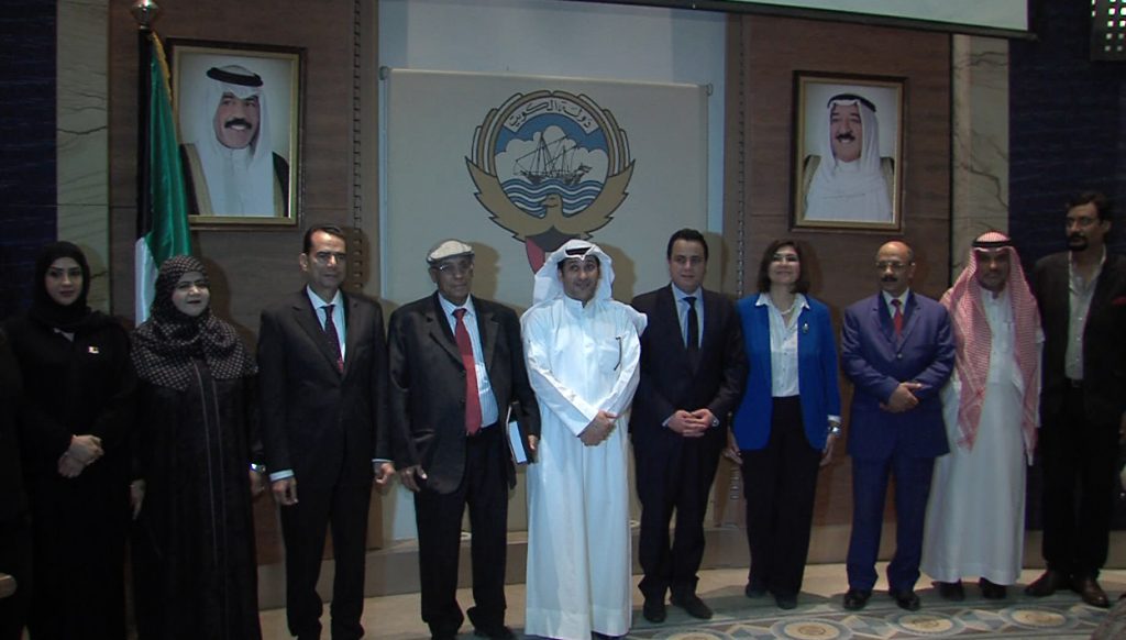مثقفون مصريون وكويتيون يؤكدون الدور التنويري للحركة الثقافية الكويتية