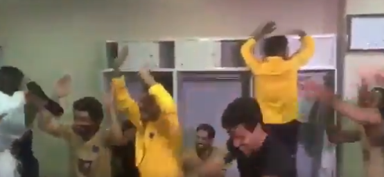#فيديو| فرحة لاعبي برقان بالفوز على متصدر الدوري #الفحيحيل