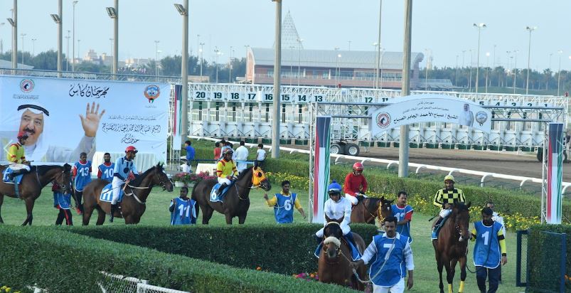 سمو الأمير يرعى المسابقة النهائية في المهرجان الرياضي للفروسية