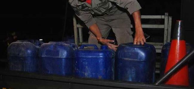 الخمور تقتل 50 شخصًا في إندونيسيا