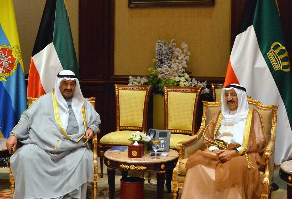 سمو أمير البلاد يستقبل الشيخ ناصر المحمد