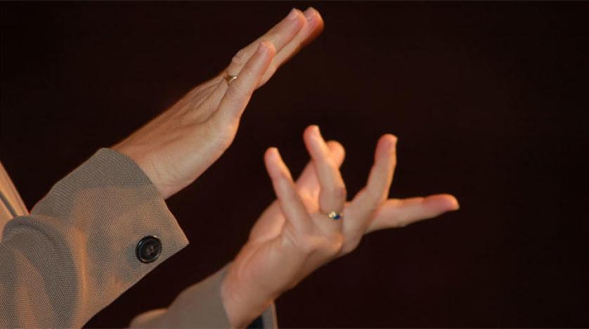 الأوقاف : تخصيص مسجد في كل محافظة لترجمة خطبة الجمعة إلى لغة الإشارة