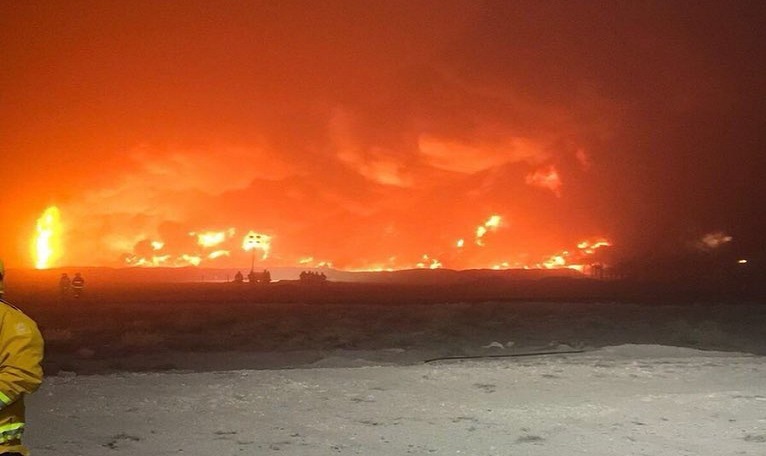 تسرب نفطي منذ 3 أيام في منطقة المقوع.. و”نفط الكويت” تحاول السيطرة