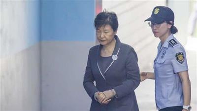 السجن 24 عامًا لرئيسة كوريا الجنوبية المعزولة