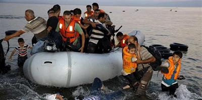 واشنطن: عقوبات على عصابة تهريب بشر من سوريا